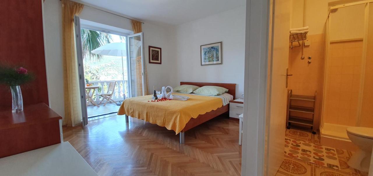 Two Palms Villa Zaton  Buitenkant foto