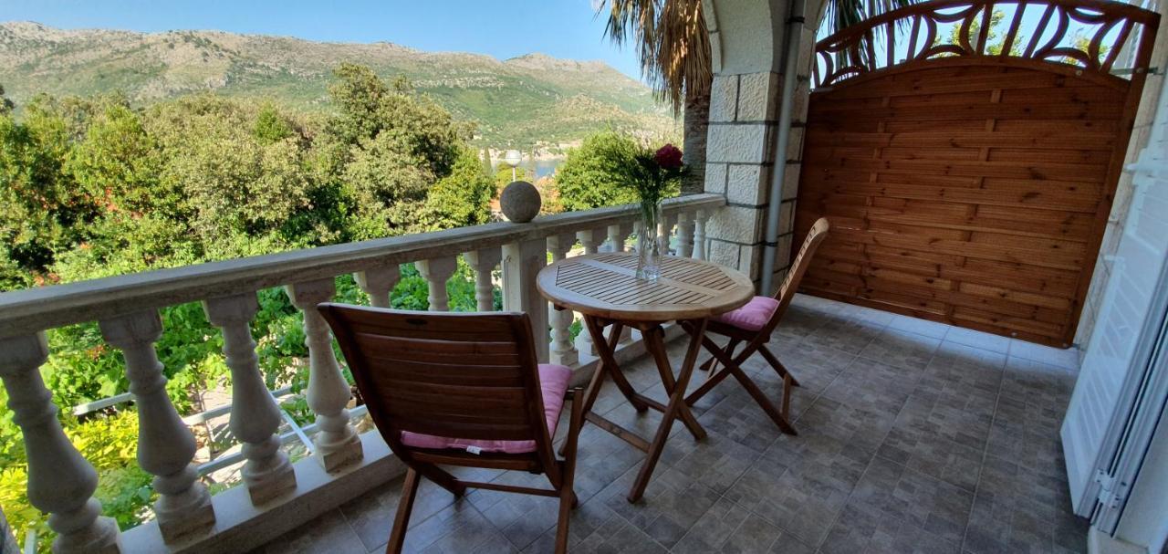 Two Palms Villa Zaton  Buitenkant foto